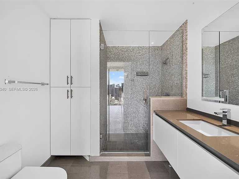 68 SE 6th St #3311 — Photo 18