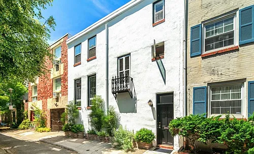 2015 Addison St Photo 1 2015 Addison St Photo 1