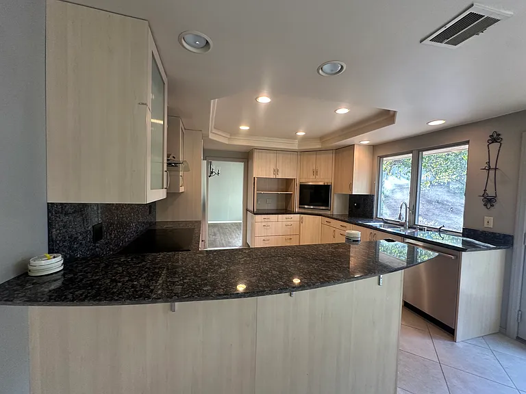 17022 Saint Andrews Dr — Photo 11