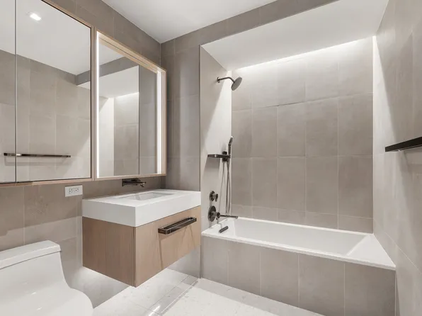 77 Greenwich Street image 8 of 17