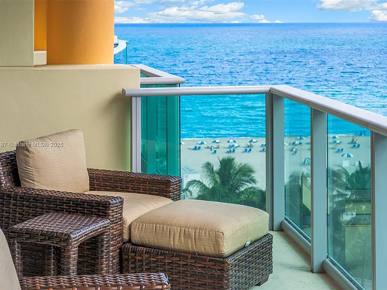 1455 Ocean Dr #1003 — Photo 12