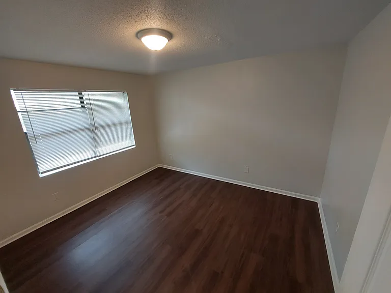 427 S Main St #2 — Photo 7