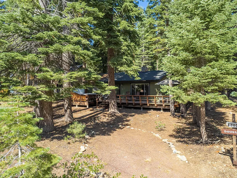 700 Carnelian Cir — Photo 27