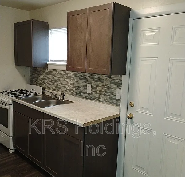 2209 Williamsburg Rd — Photo 4