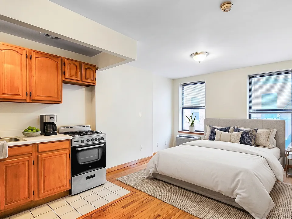 1797 Lexington Ave #5C