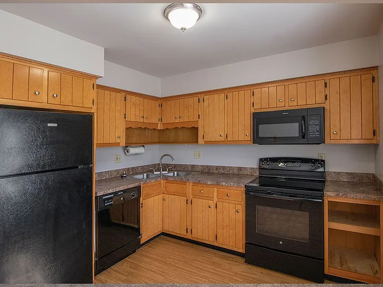 4129 Nantucket Dr — Photo 93
