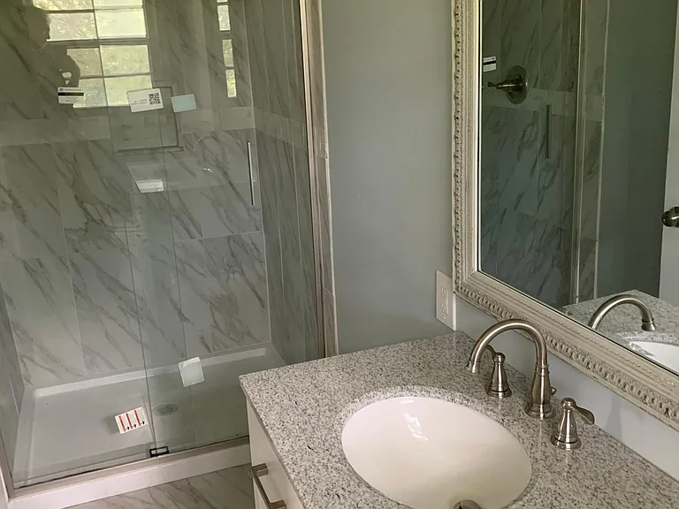 Master bath with shower