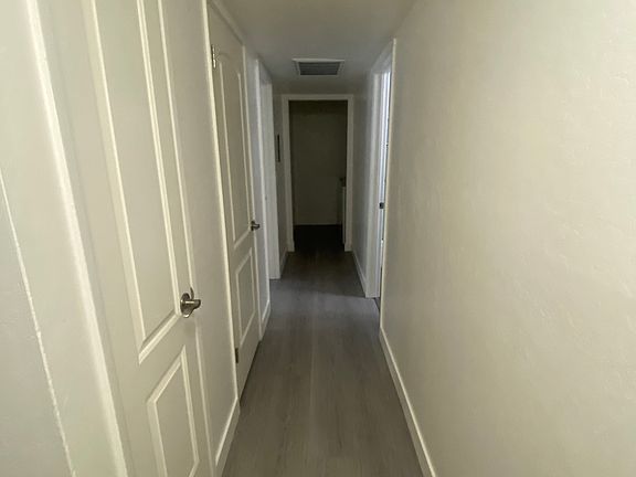 5th image of 1001 Blue Jay Dr