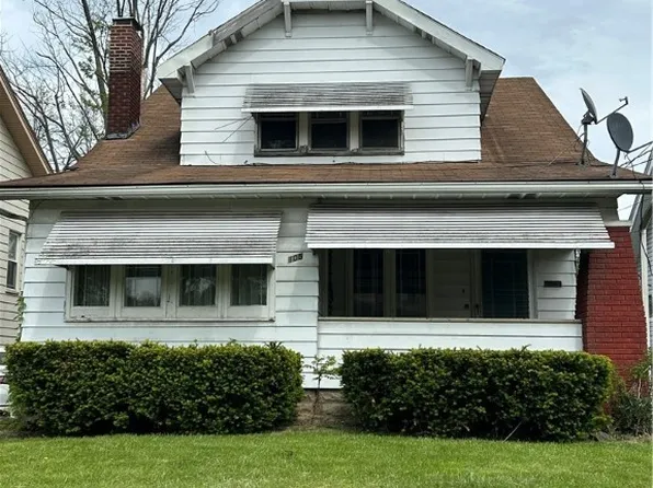 105 N Bon Air Ave, Youngstown, OH 44509