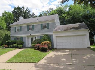 14 Edgecomb Rd, Binghamton, NY 13905