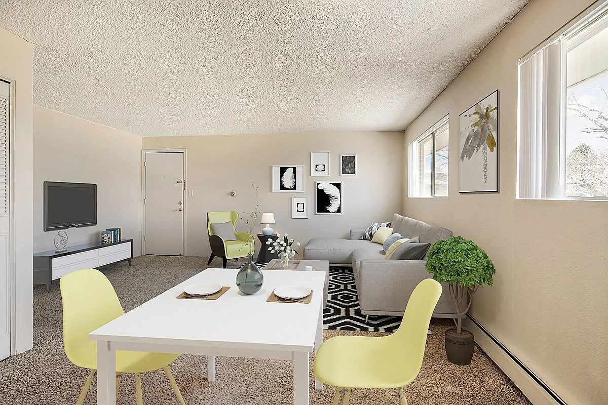 Greenway Apartments — Photo 2