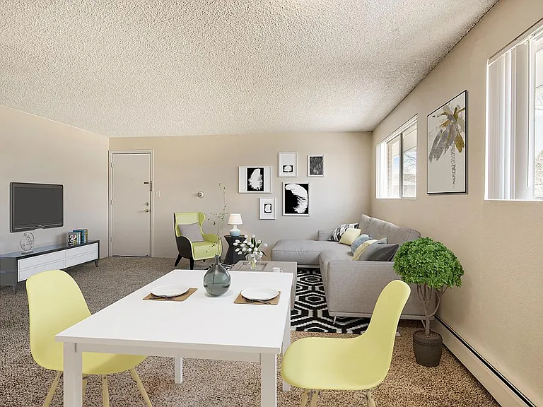 Greenway Apartments — Photo 2