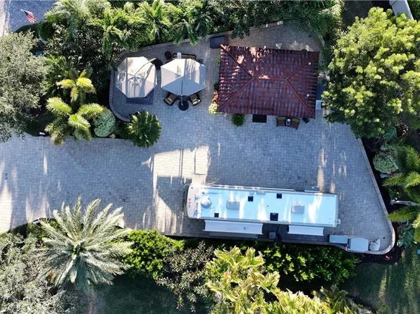 4620 Southern Breeze DR, NAPLES, FL 34114