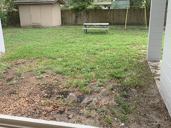 3rd image of 4032 Bunnell Dr