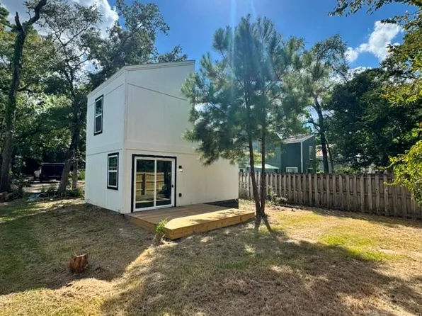 26608 Quail Ct, Huntsville, TX 77320
