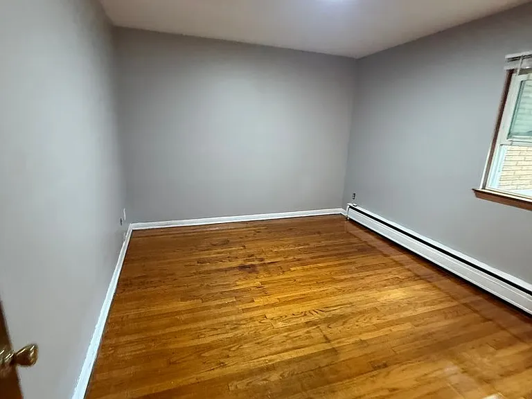 2320 W Garfield Blvd — Photo 15