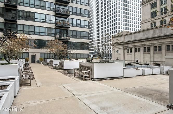 130 S. Canal Condo For Rent - Terrace