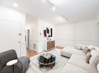 104 6th St APT 2, Hoboken, NJ 07030
