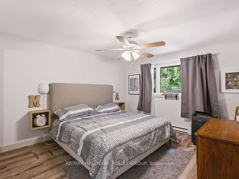 67 Grady Cres — Photo 23
