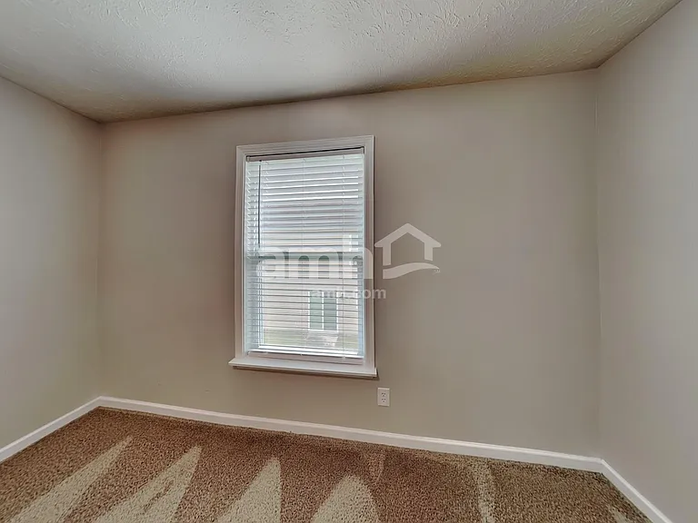 2364 Blackthorn Dr — Photo 17