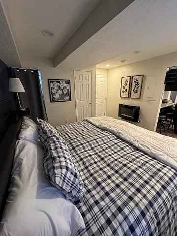 E Steep Mountain Dr — Photo 7