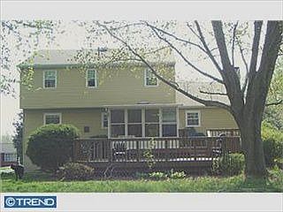 2nd image of 1333 Ridgeview Cir
