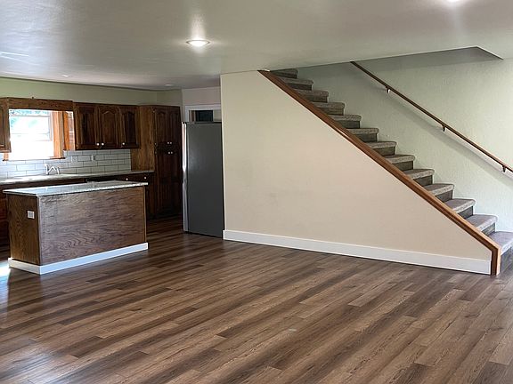 3rd image of 6446 W 823rd Rd
