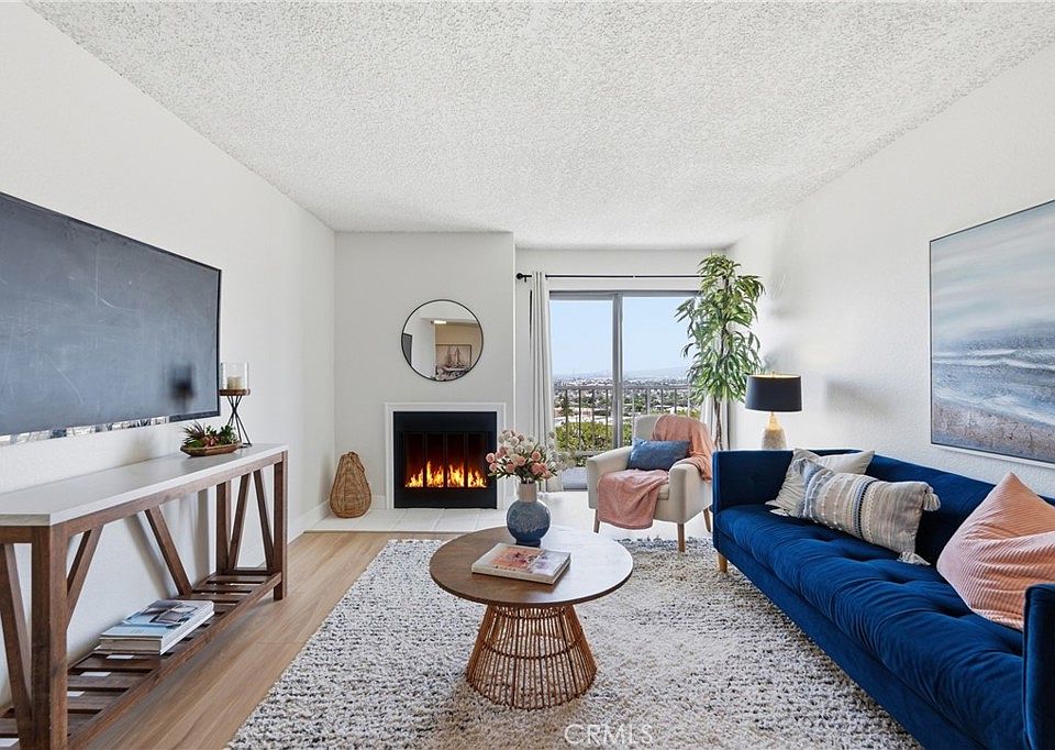 1st image of 2599 Walnut Ave Unit 225
