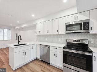 186 35th St NE, Washington, DC 20019