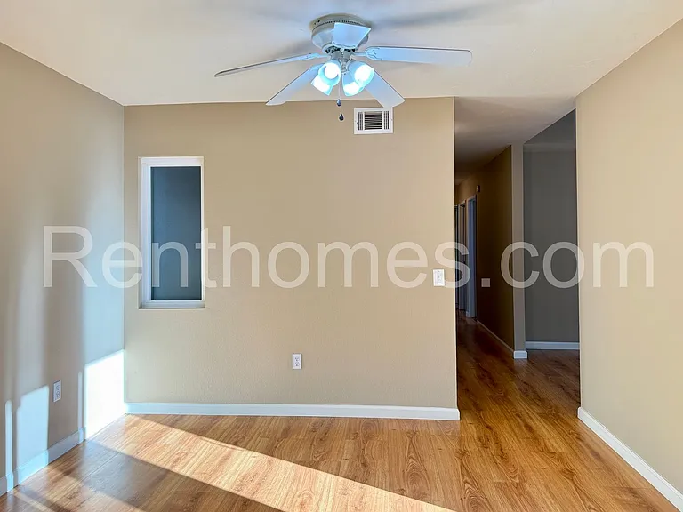 1160 Via Camellia — Photo 10