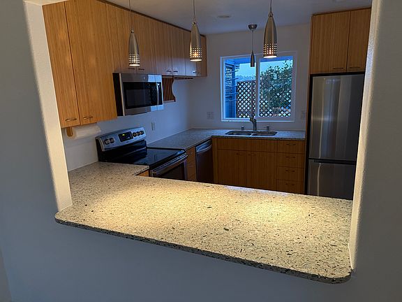 5th image of 632 E Solana Cir