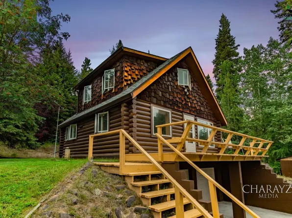 753 Foxboro Ln, Fairbanks, AK 99712