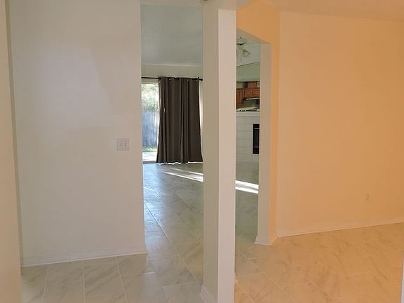 3rd image of 1913 Gulf Bay Ln