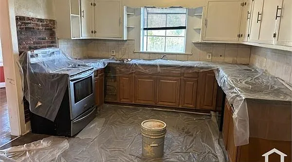 1800 Holbrook Ave — Photo 4