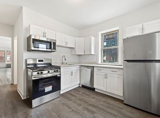 2905 N Bartlett, Milwaukee, WI 53211