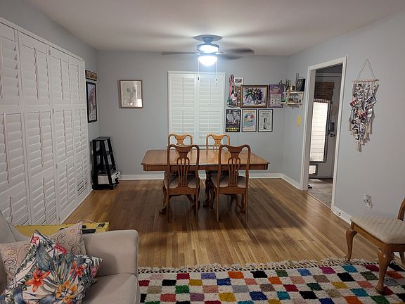 Dining Room area off kitchen shown with table (different vintage than the other pictures shown)
