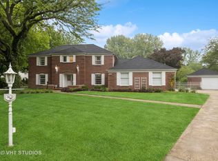 24 Winthrop New Rd, Sugar Grove, IL 60554