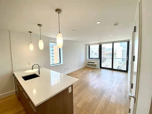 Rented by MOTION New York | media 12