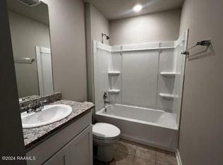 100 Garden Oaks Ave, Youngsville, LA 70592