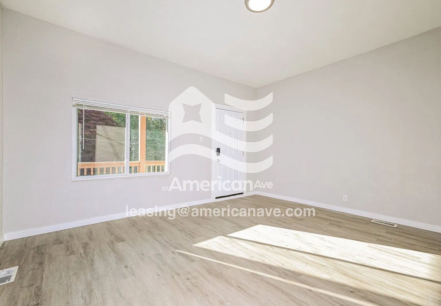 3 bed, 1.0 bath, 1568 sqft, $1,365 — Photo 3