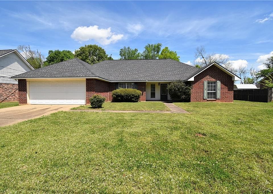 1st image of 73 Bayou Oaks Dr