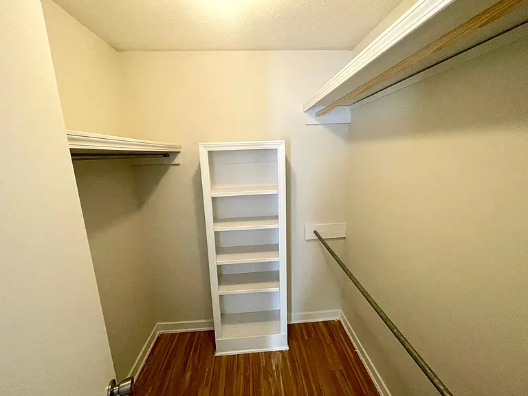 120 Hidden Crst — Photo 11