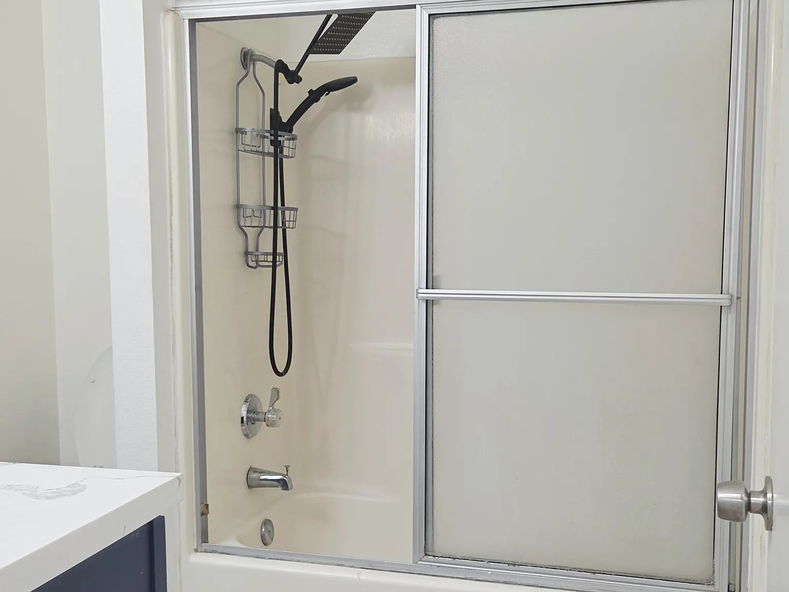 2 bed, 945 sqft, $2,250 — Photo 1