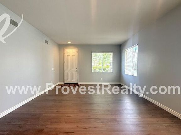 4th image of 10234 Susan Ave