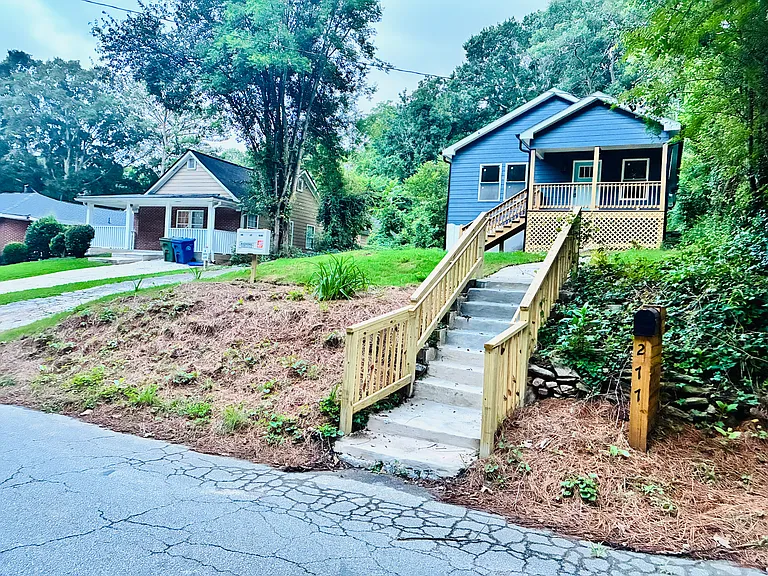 277 Barfield Ave SW — Photo 18