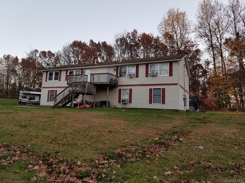 1st image of 10 Belle Ct APT A