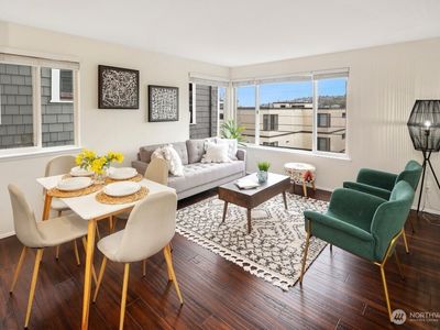 2213 Boylston Avenue E #201, Seattle, WA, 98102