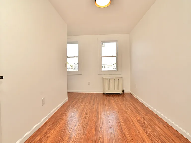 210 Sanford Ave #2 — Photo 13