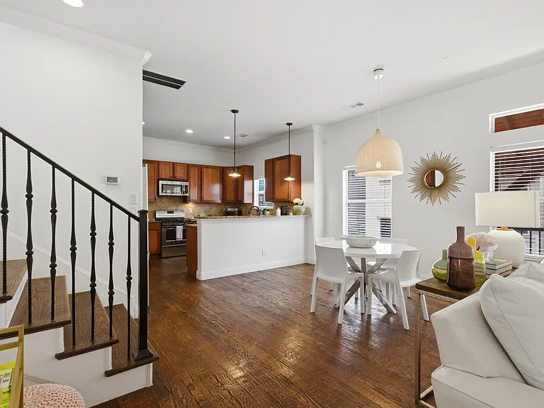 1715 Lewis Ct — Photo 15