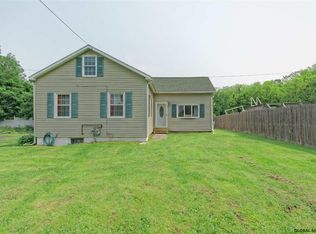 9 Teliska Ave, Rensselaer, NY 12144